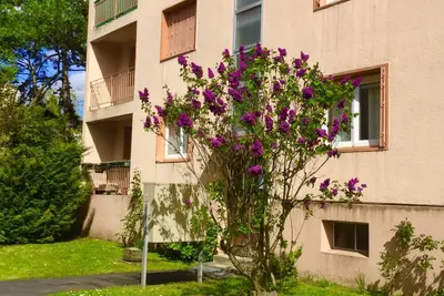 Image de The Great Paris. Large apartment with private parking and balcony.