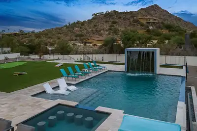 Image de La Gruta - Modern Upscale Desert Manor with Gorgeous Pool