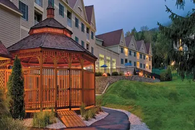 Image de 2 Bedroom Deluxe Condo w/ Kitchen, at Jiminy Peak Ski Mountain, Bentley Brook!