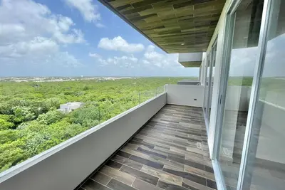 Image de Dream condo! Resort type vacations in Cancun. 15 minutes to Airport & main strip