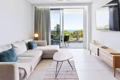 Image de Oceanfront Escape & Award-Winning Eagle Beach at O Condo 25 by Bocobay
