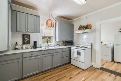 Image de The Westbound Cottage · Best kept secret in Scott 3br + wifi near downtown