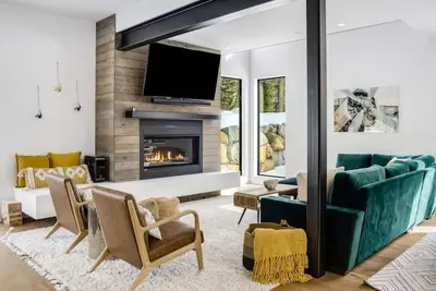 Image de Alpine Modern Luxe Home near Palisades Tahoe