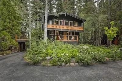 Image de Lakeview Oasis - Lake Tahoe Chalet