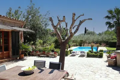 Villa Martorell, 3 bedroom villa near crystalline beaches of Cala Sant Vicenç