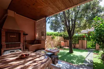 Image de Terraced house with garden a few steps from the sea