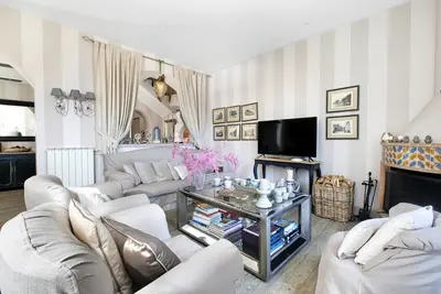 Image de Amore Rentals - Apartment Terrazza Tasso with Private Garden, External Private Hot Tub in Piazza Tasso