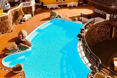 Image de Beautiful beachfront apartment Altamar 2 in BahiaFeliz Gran Canaria