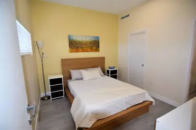 Image de Luxury Modern 1br Apt near 7Mile Beach