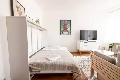 Image de Cozy & Modern Top Floor 1br Home in Kamppi 46m2\n