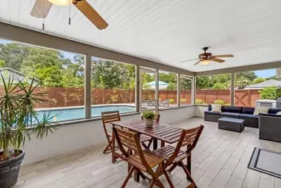 Image de Orlando Poolside Oasis