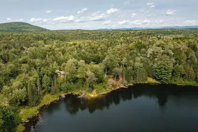 Image de Clear Pond Cottage - Escape to Private 30 Acres and Pond!