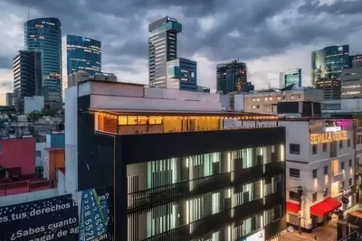 Studio apt  Ac Rooftop views  Business C