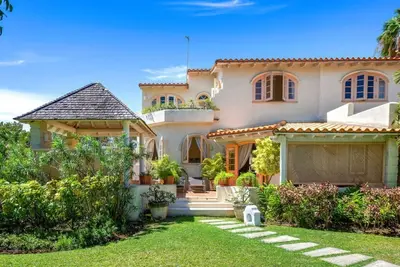 Image de Oleanda - Welcome to your luxurious home away from home.