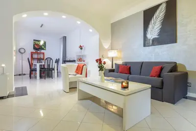 Élégant Appartement-Appartement Executive 105m² avec 2 Chambres et Entrée Privée