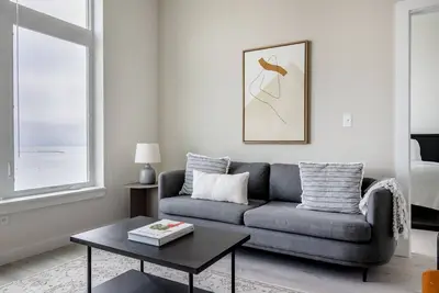 Image de Fab Revere Beach 2br w/ Pool, Gym & W/D, nr Blue Line, by Blueground