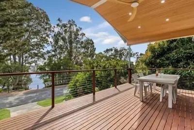 Image de Aqua Marine offers a warm and soulful spot to unwind, refresh and reconnect.