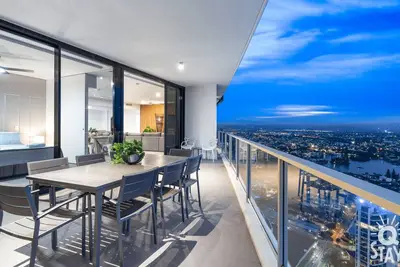 Image de Circle on Cavill - 3 Bedroom Sub Penthouse Spa - Circle on Cavill - 3 Bedroom Sub Penthouse Spa