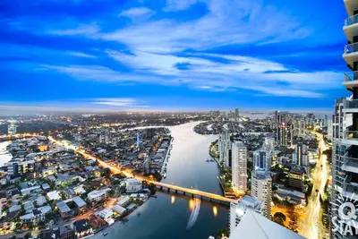 Image de Circle on Cavill - 3 Bedroom Sub Penthouse Spa - Circle on Cavill - 3 Bedroom Sub Penthouse Spa