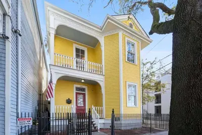 Image de One Block From Parades! Nola Victorian