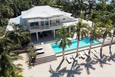 # 43: a contemporary villa in a prime Cayman Kai location, with 50ft pool & dock