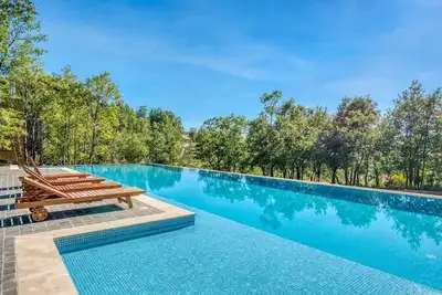 Image de Heavenly 3 bedrooms Faqra - U owe urself a vacation in superb nature and luxury