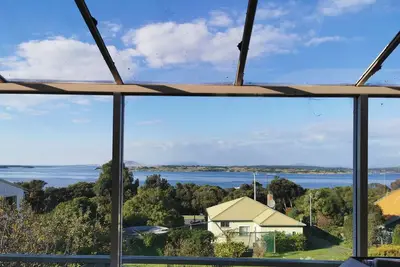 Image de Flinders Island - Self Contained Holiday Home - Lady Barron - \"Masters Quarters\"