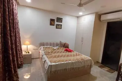 Image de Royal Nest Premium - Amanora Park Town