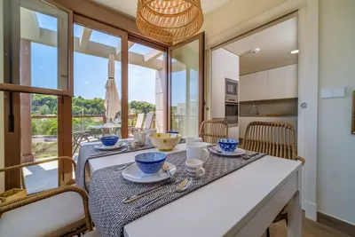 Image de Golden Star Apartment Javea Arenal, avec terrasse, climatisation et piscine communautaire