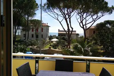 Image de Apartment sleeps 4/5 50 mt from the sea with sea view terrace