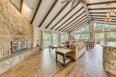 Image de Ruidoso Vacation Rental w/ Spacious Deck