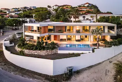 Image de Luxury 12-Guest Villa Cas Abou: Seaview, Pool & Private Beach Access