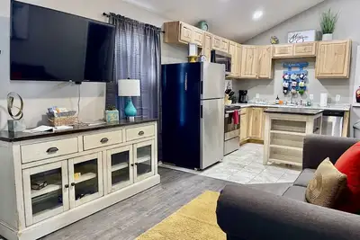 Image de Rejuvenation Station - 2br 1ba - Close to Tech