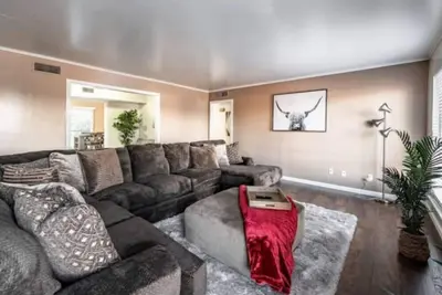 Image de Hoff Gardens 10 - 2br 2ba - Downtown Lubbock