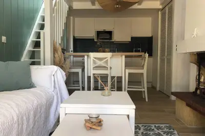 Image de Villa Clade: Chaleureuse maison au calme dans la pinède; à deux pas de l'océan!