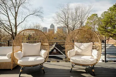 Image de New Downtown Home with Rooftop Deck - Walkable