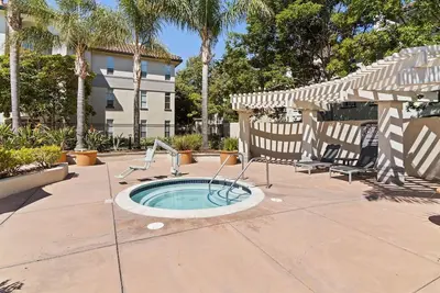 Image de Best San Mateo Furnished Apartment! !