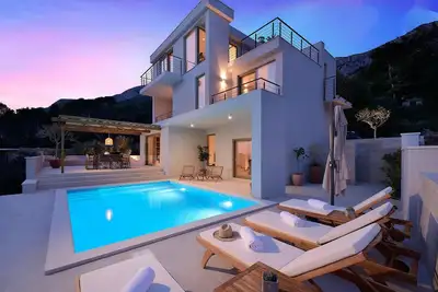 Image de Maison en bord de mer Ă Sveta Nedjelja