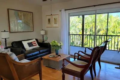 Image de Spacious Waterfront house with Pool heated Near beaches; Downtown & Restaurants