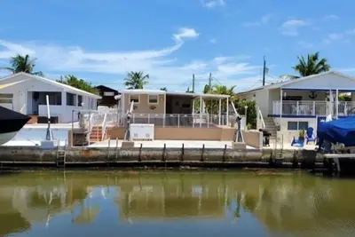 Welcome to Cayo Ed’s