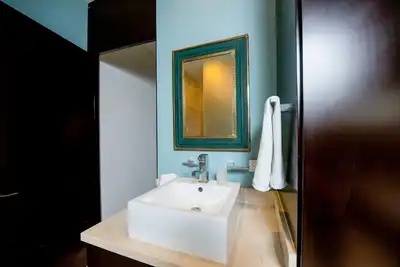 Image de Playa del Carmen Luxury Condo in Safe Building by the Beach Near 5th Ave