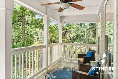 Image de Perfect Retreat - 10 mins to Parris Island + Walk to Coffee Shops & Restaurants
