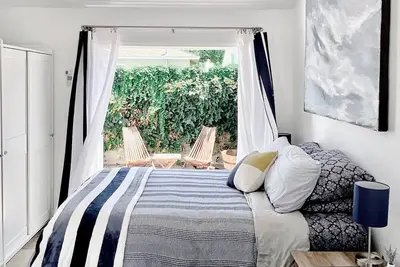 Private Cottage, private outdoor space, custom everything.