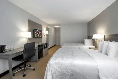 Image de Family-Friendly Room! Steps from World War I Memorial Park w/ Free Parking!