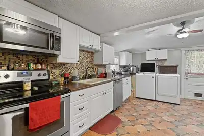 Image de Charming Home in the Heart of Milton