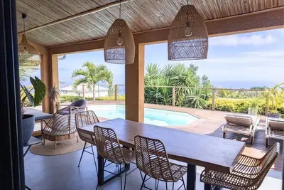 Image de Loue maison avec piscine et vue mer Ă 15 min des plus belles plages de l'Ouest