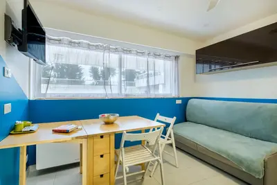 Image de Studio cosy à Marina Baie des Anges, à deux pas de la plage à Villeneuve-Loubet