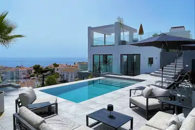 Image de Villa Colina del Mar - Panoramic view near the beach in Nerja!