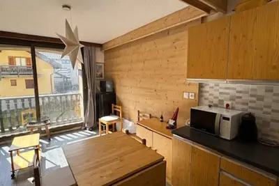 Image de Studio lumineux 4 pers, pistes et commerces à 50m, animaux admis