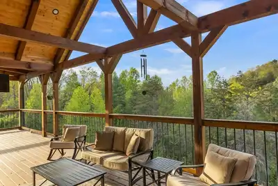 Image de Southern Smoke | Rrg | Hot Tub | Wi-Fi |